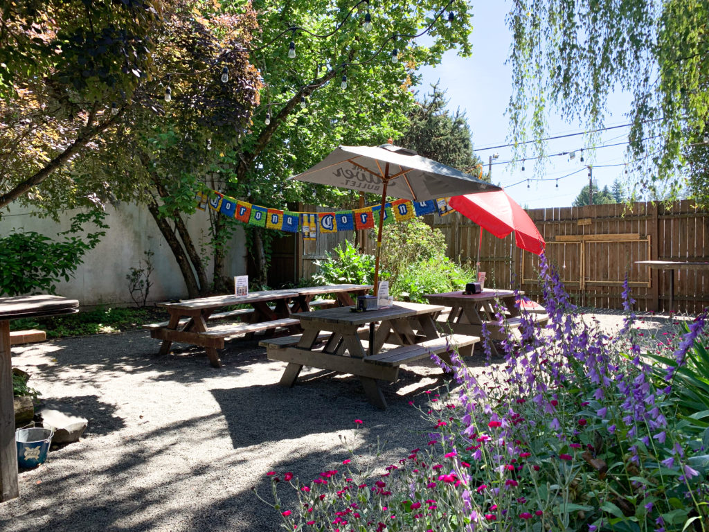 The Twilight Room Portland Dive Bars Photos by Steven Shomler