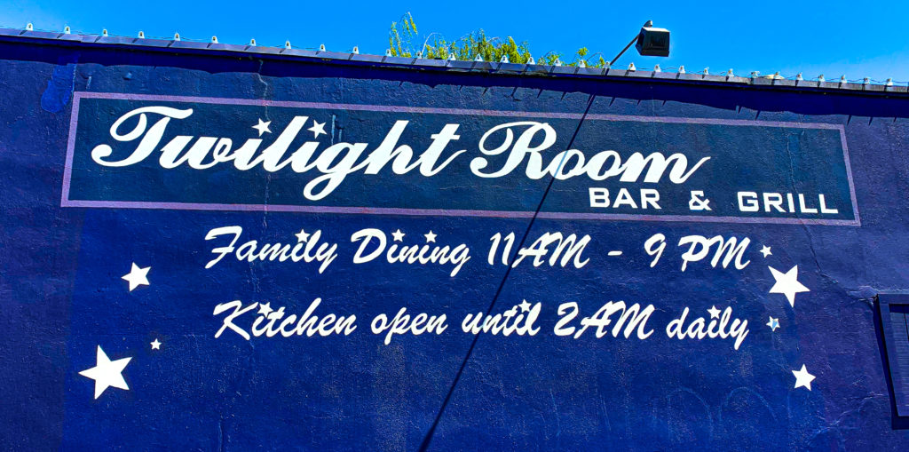 The Twilight Room Portland Dive Bars Photos by Steven Shomler