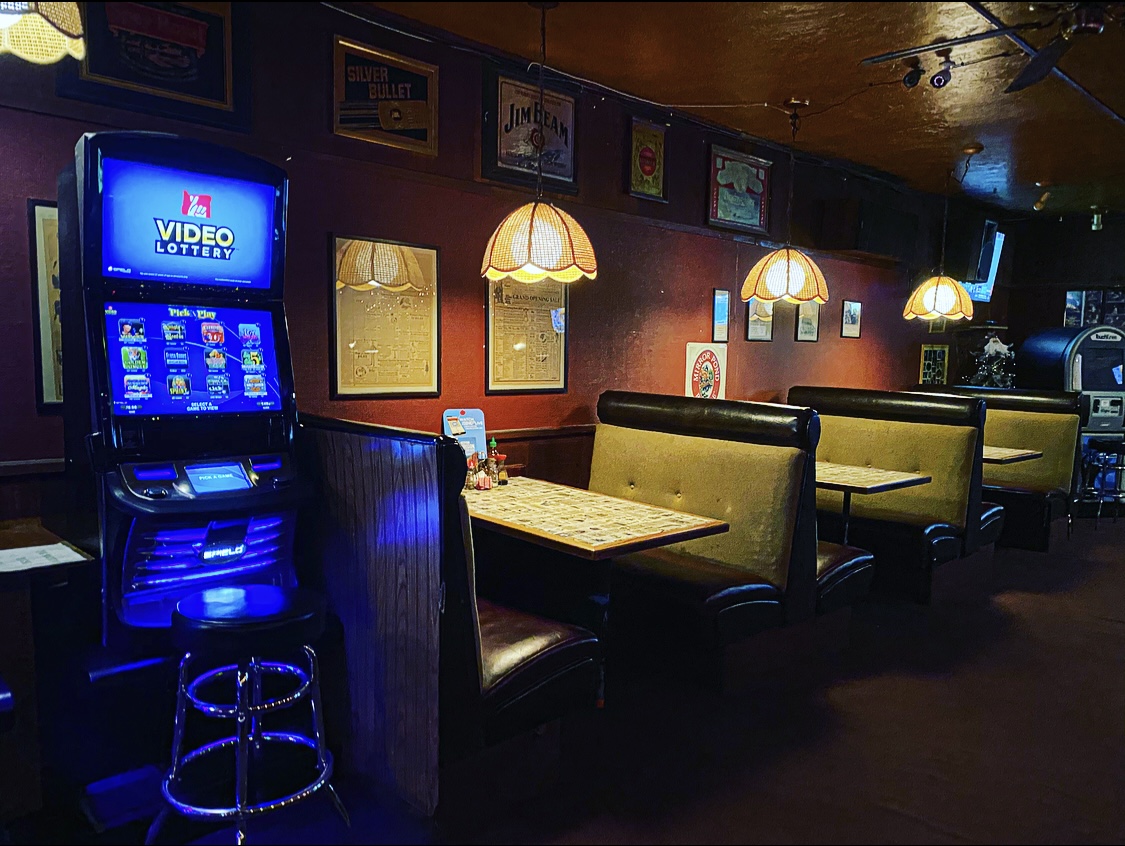 The Candlelight Restaurant and Lounge Portland Dive Bars Photos by Steven Shomler