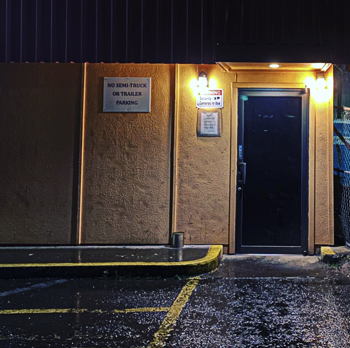 Glass House Tavern Portland Dive Bars