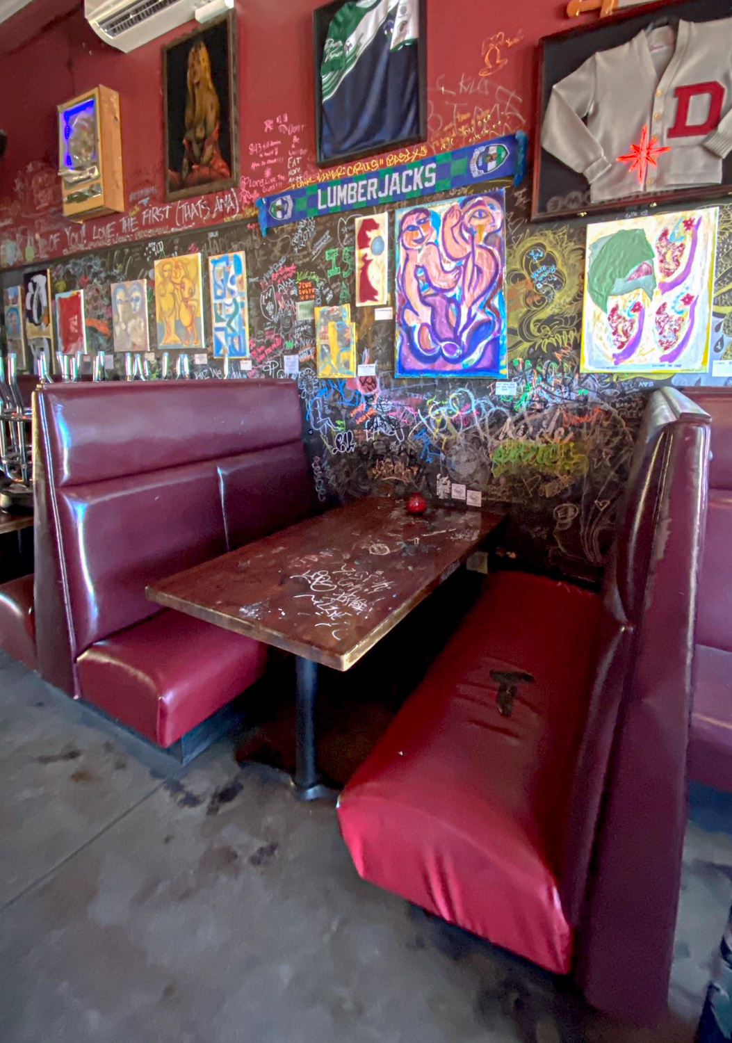 Donnie Vegas – Portland Dive Bars Words by KC is me Photos by Steven Shomler