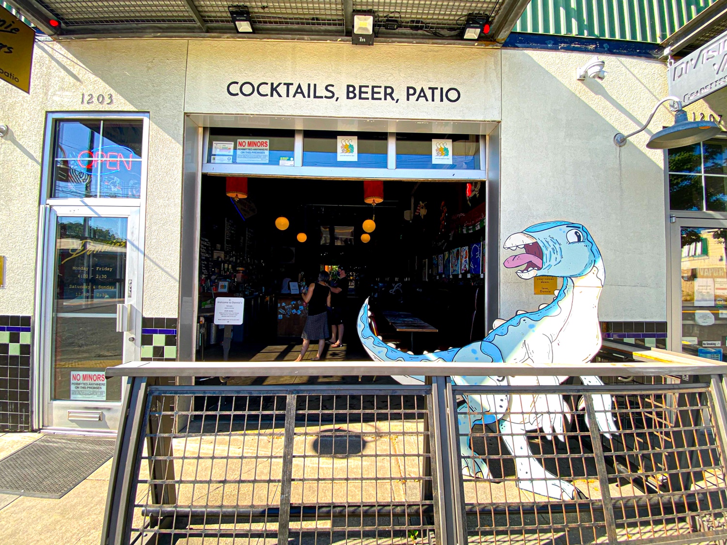 Donnie Vegas – Portland Dive Bars Words by KC is me Photos by Steven Shomler