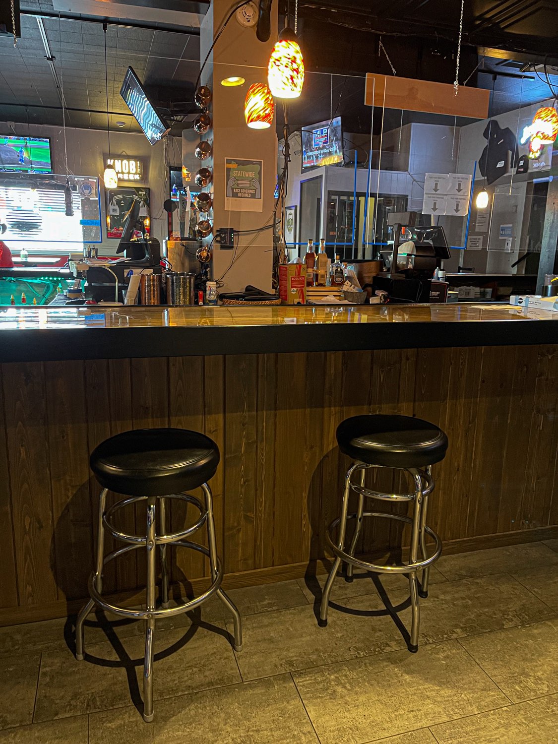 George’s Corner Tavern Portland Dive Bars Photos by Steven Shomler