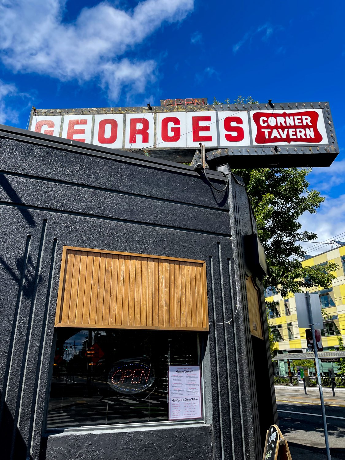George’s Corner Tavern Portland Dive Bars Photos by Steven Shomler