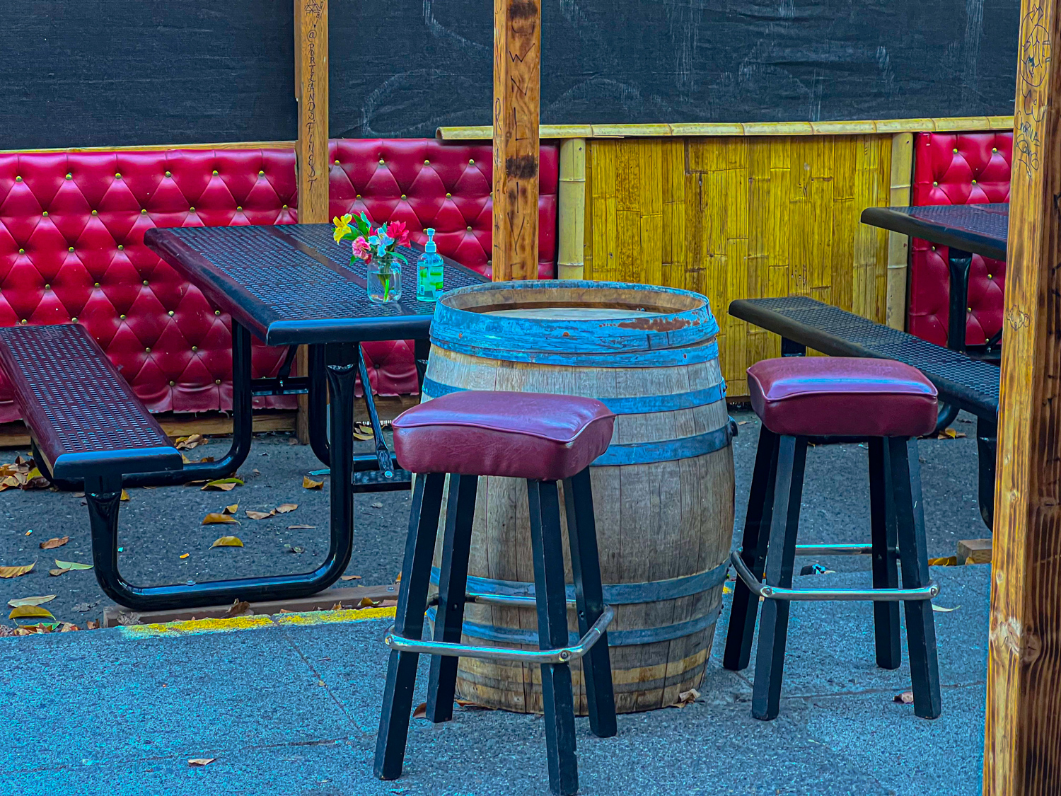 Da’ Hui Bar & Grill Portland Dive Bars Photo by Steven Shomler 