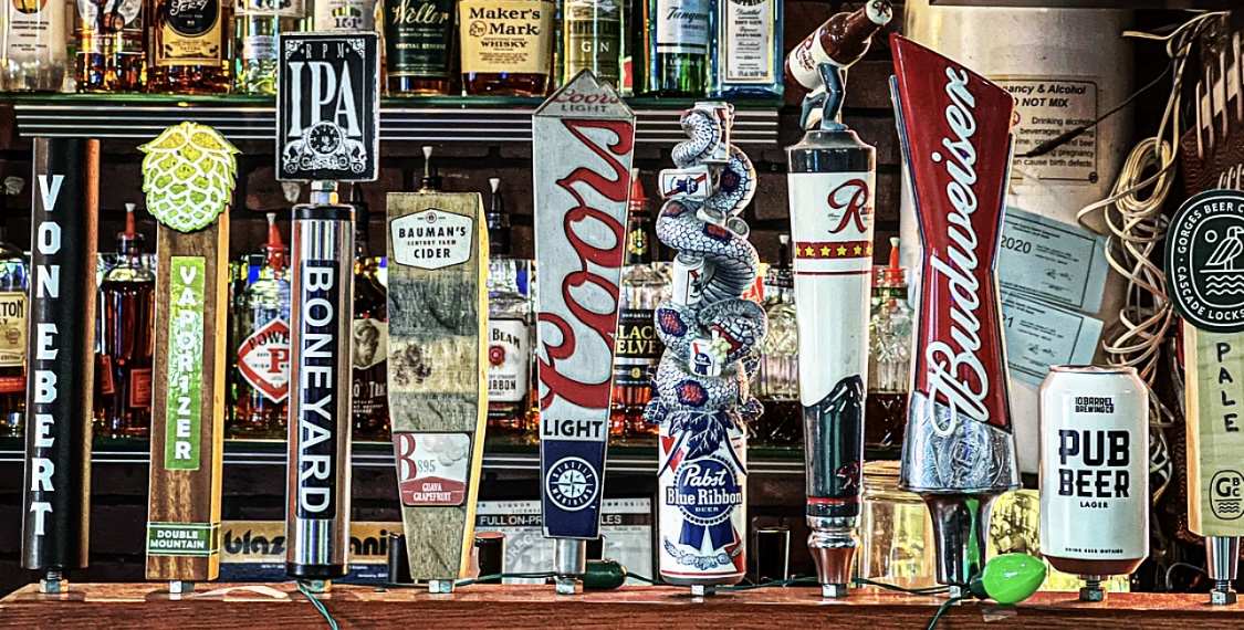 The Korner Pocket Portland Dive Bars Photo by Steven Shomler 