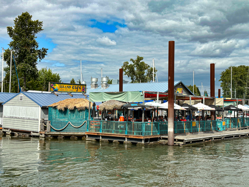 Island Cafe Portland Dive Bars