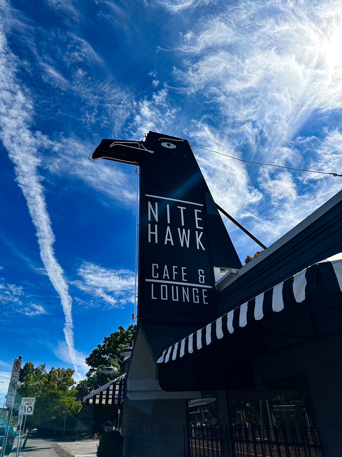Nite Hawk Cafe and Lounge